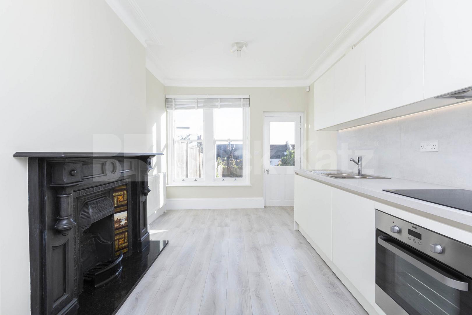 Five bedroom house split over three floors with lovely south facing garden Harberton Road, Archway / Highgate
